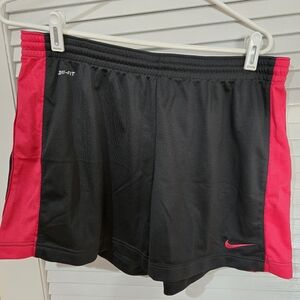 Nike Women's athletic shorts like new XL
